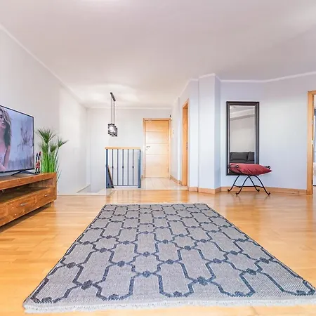 Amazing Duplex With Panoramic Ocean Views 아데제