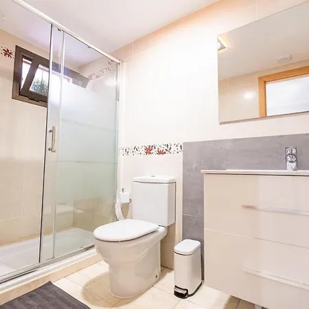 Amazing Duplex With Panoramic Ocean Views 아데제