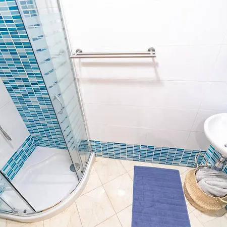 Апартаменты Amazing Duplex With Panoramic Ocean Views Адехе
